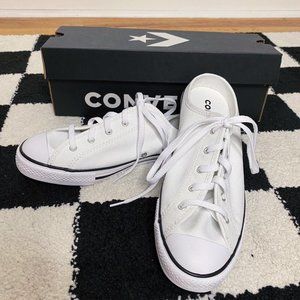 White Slip-On Low Converse